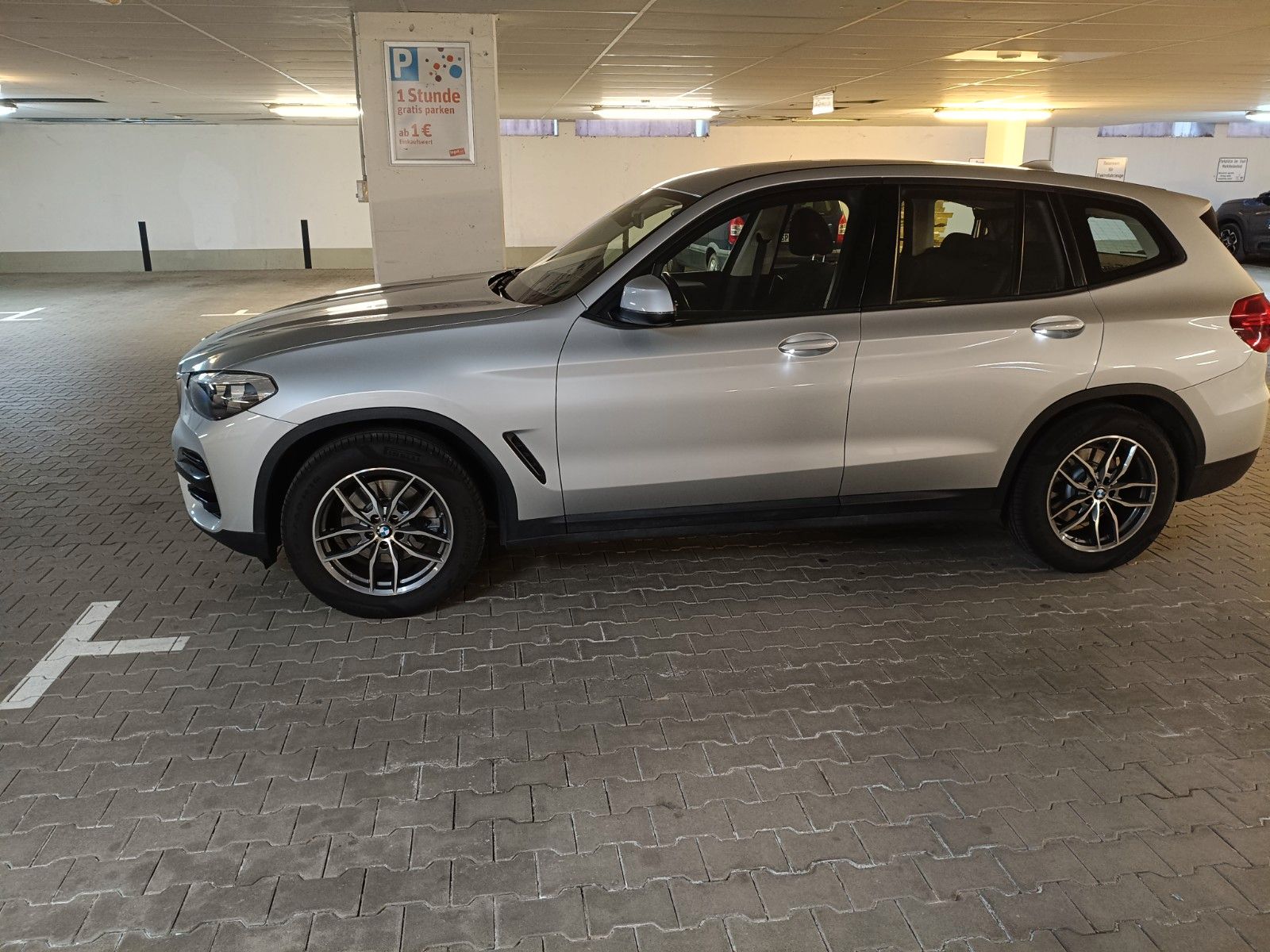BMW BMW X3 xDrive20d xDrive Automatik AHK
