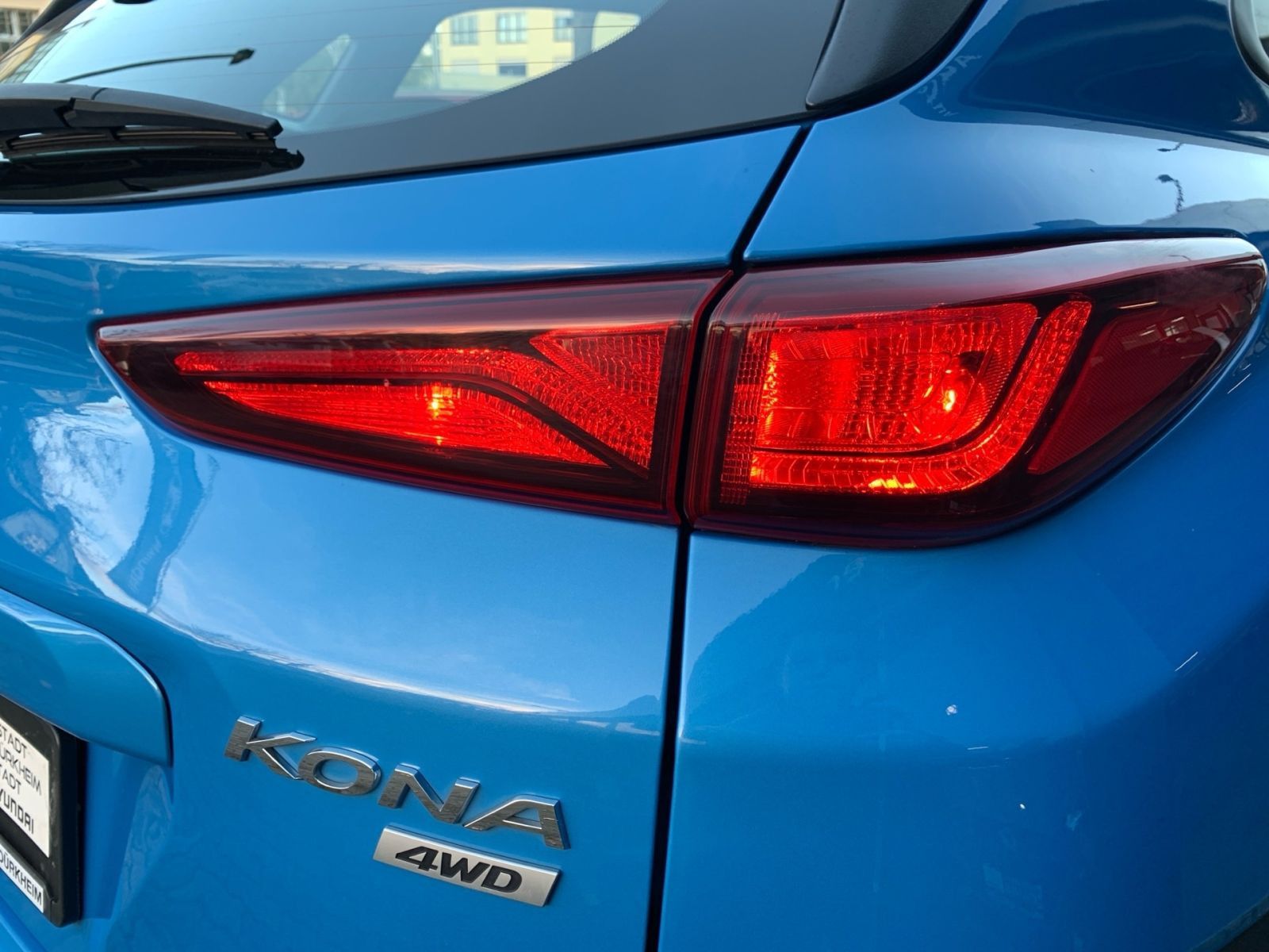 Fahrzeugabbildung Hyundai KONA 1.6 T-GDI 7-DCT Trend 4WD Navi 1Hd