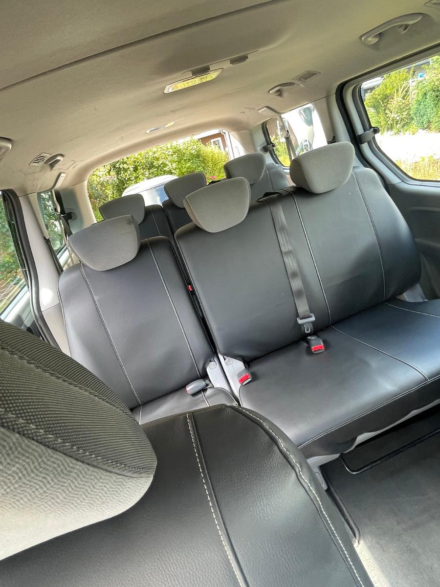 Hyundai H-1