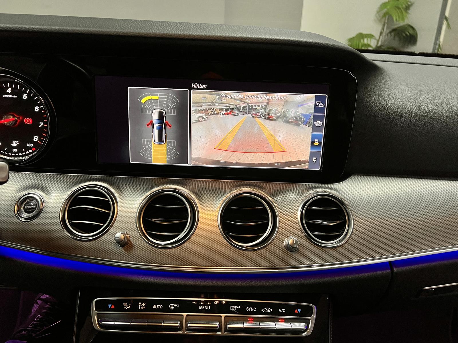 Mercedes-Benz E 200 EXCLUSIVE*9G*AMBIENTE*NAVI*R-KAMERA*77TKM*