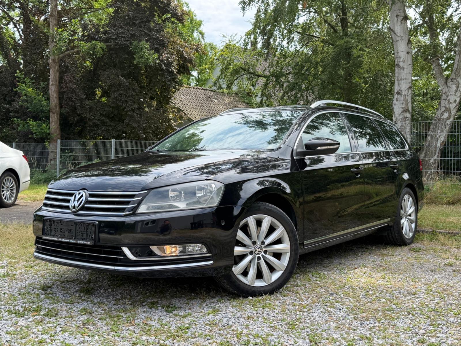 Volkswagen Passat Variant Highline*NAVI*LEDER*KAMERA*8XALU*