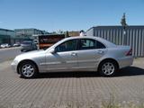 Mercedes-Benz C 180 Kompressor*Klima*AHK - Mercedes-Benz aus 2002: 180 C