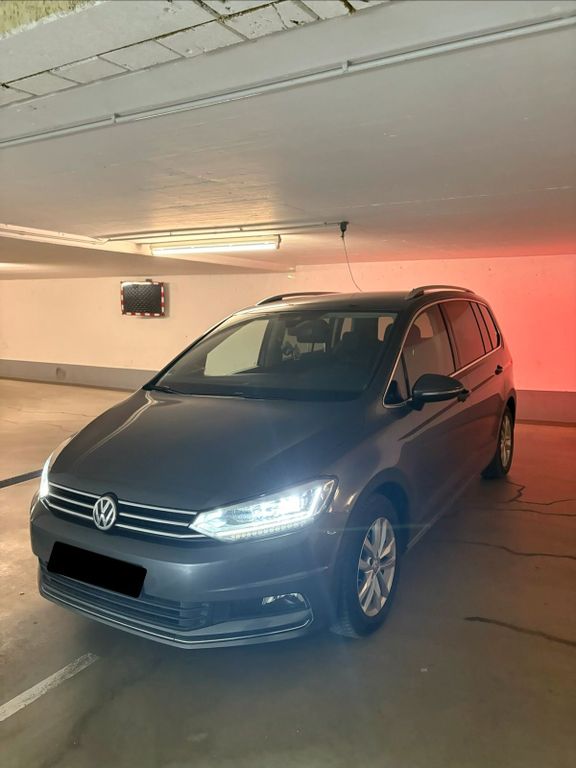 Image of Volkswagen Touran