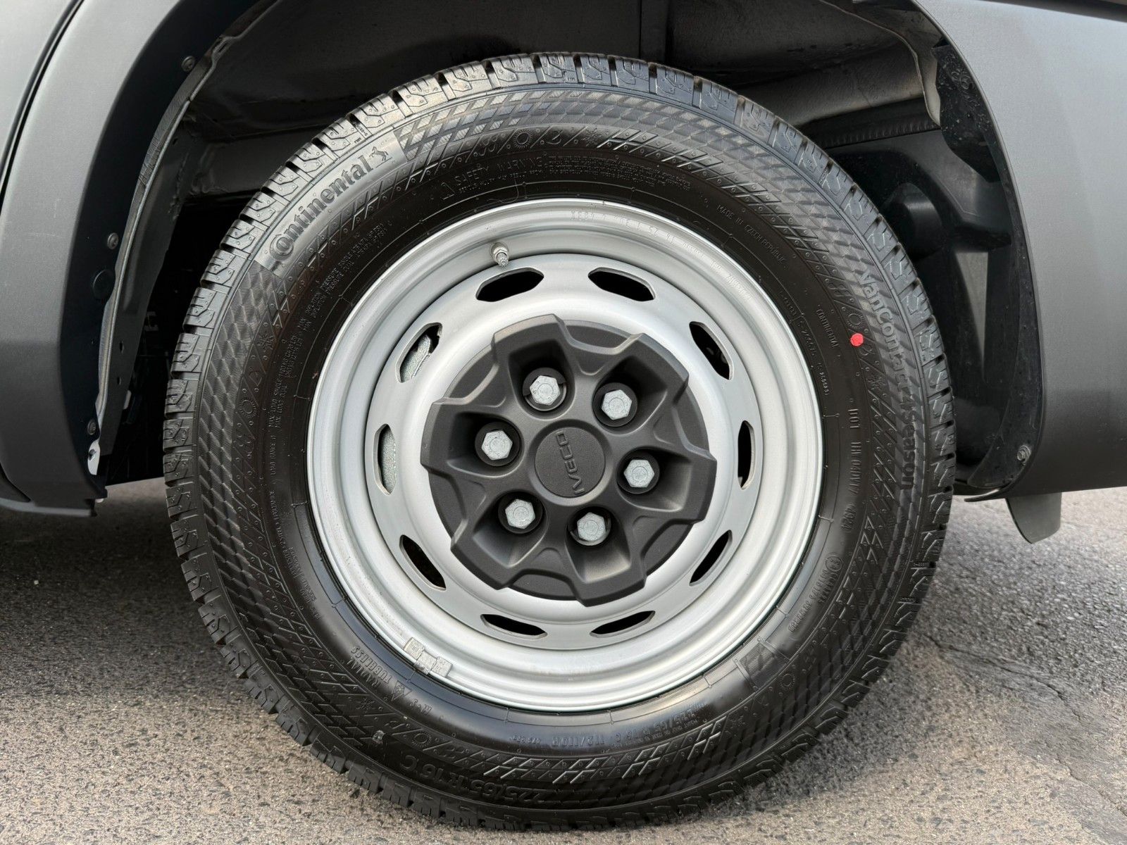 Fahrzeugabbildung Iveco Daily 35S14 V Y ASC-Ausbau Kastenwagen *R 3.520*