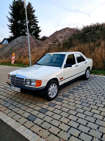 Mercedes-Benz Mercedes Benz 190 e