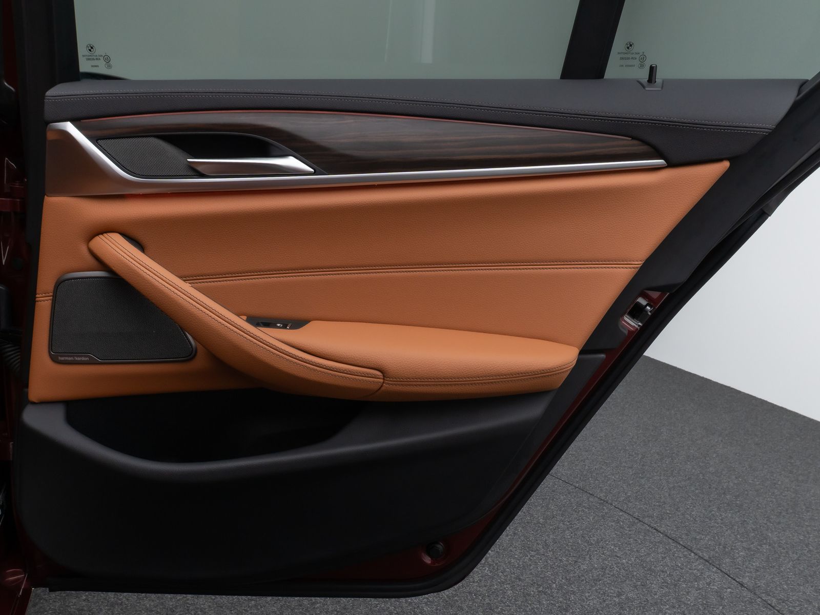 Fahrzeugabbildung BMW 540d xD LuxuryLine 360°Laser HUD DAB H/K Komfort