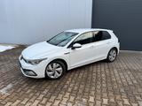 Volkswagen Golf VIII Lim. Style - Volkswagen Golf Viii mit Benzin-Antrieb