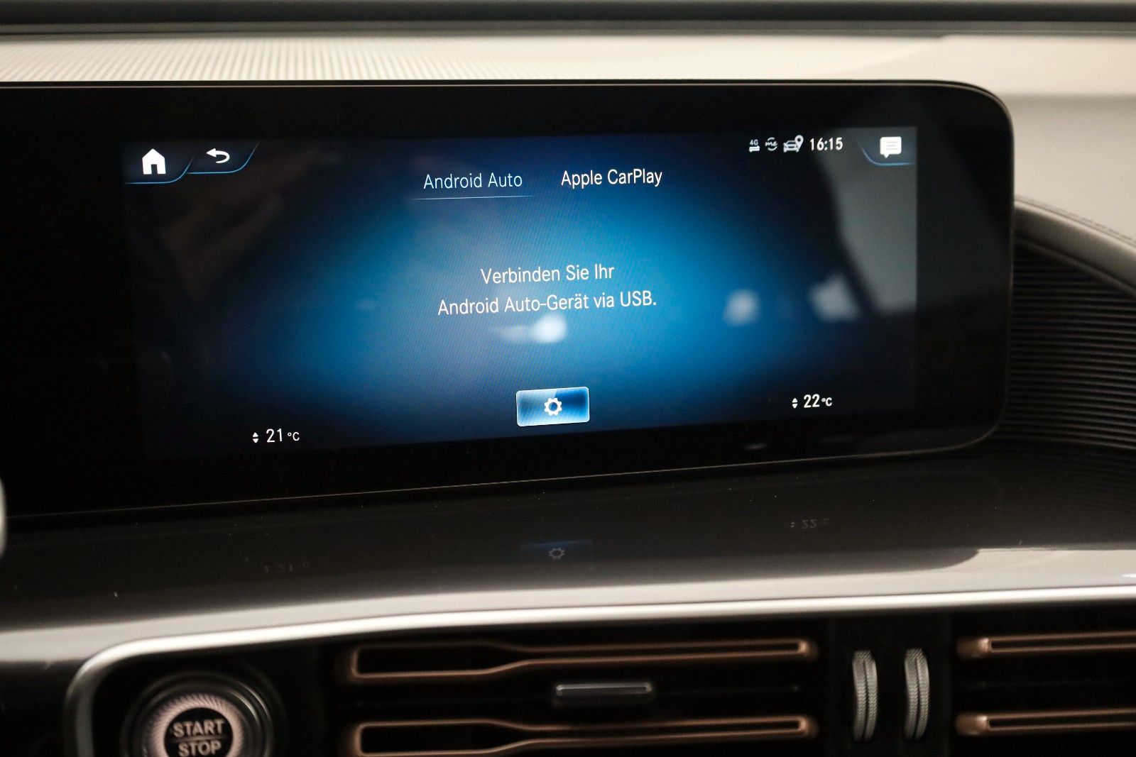 Fahrzeugabbildung Mercedes-Benz EQC 400 4Matic,Leder,Navi,LED,SH,Kamera,AHK