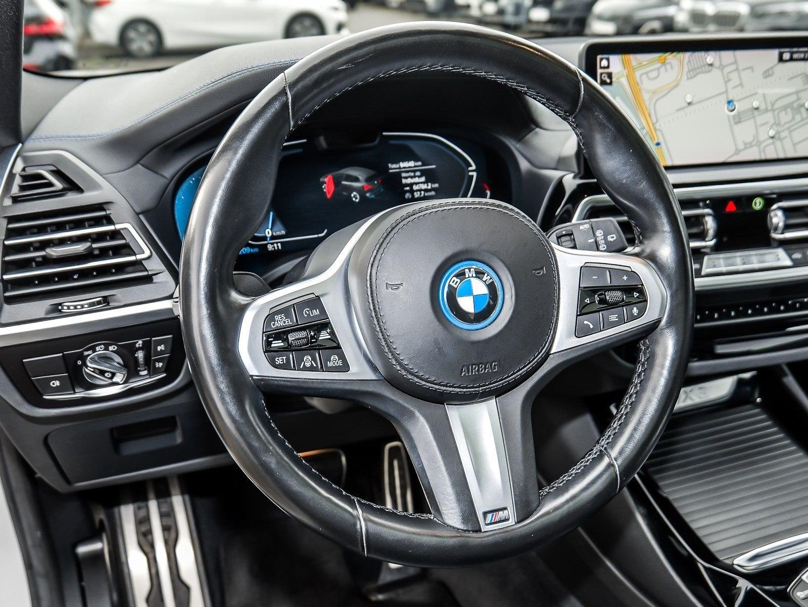 BMW iX3 HUD PANO ACC AHK 360°KAM RFK NAVI Standh.
