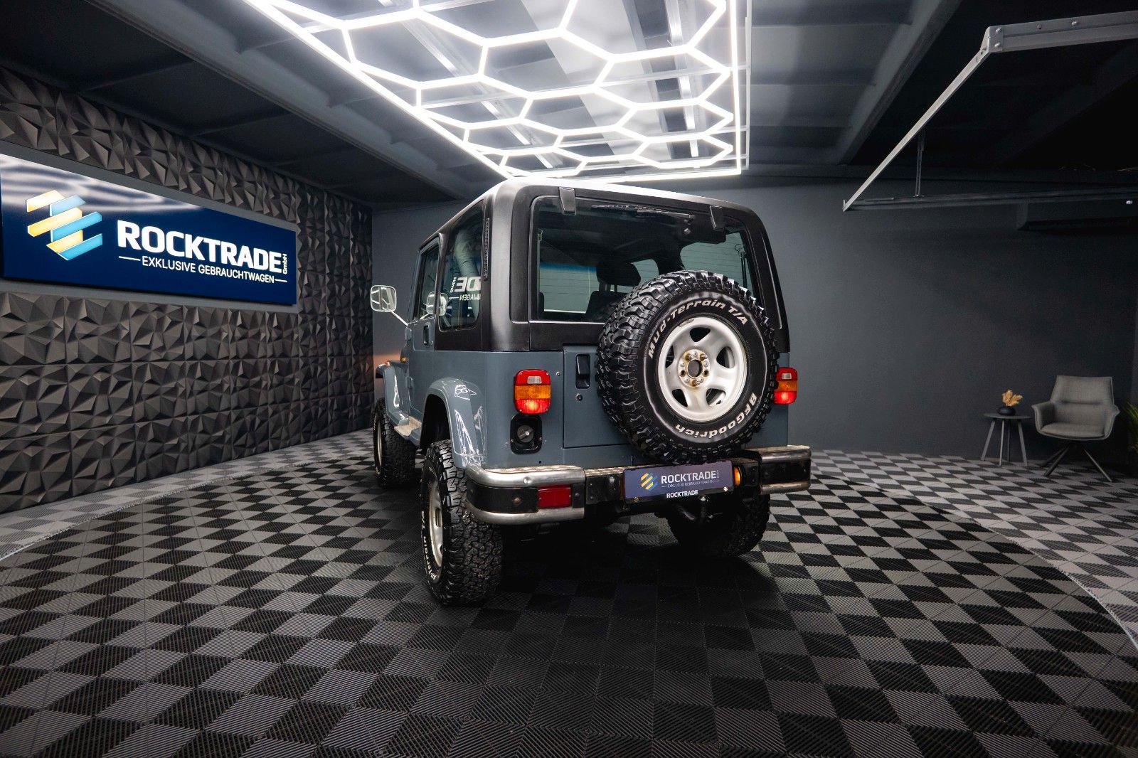 Fahrzeugabbildung Jeep Wrangler 4.0 Offroad 4x4 H-Zulassung *HardTop*