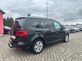 Volkswagen Touran Life*7 Sitzplätze*ab 4,99%* - VW Touran Gebrauchtwagen in Halle