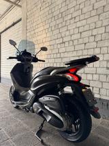 Piaggio Beverly 350 Sport Touring - PIAGGIO ROLLER BEVERLY