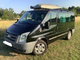 Ford Transit Euroline mit viel Campingzubehör