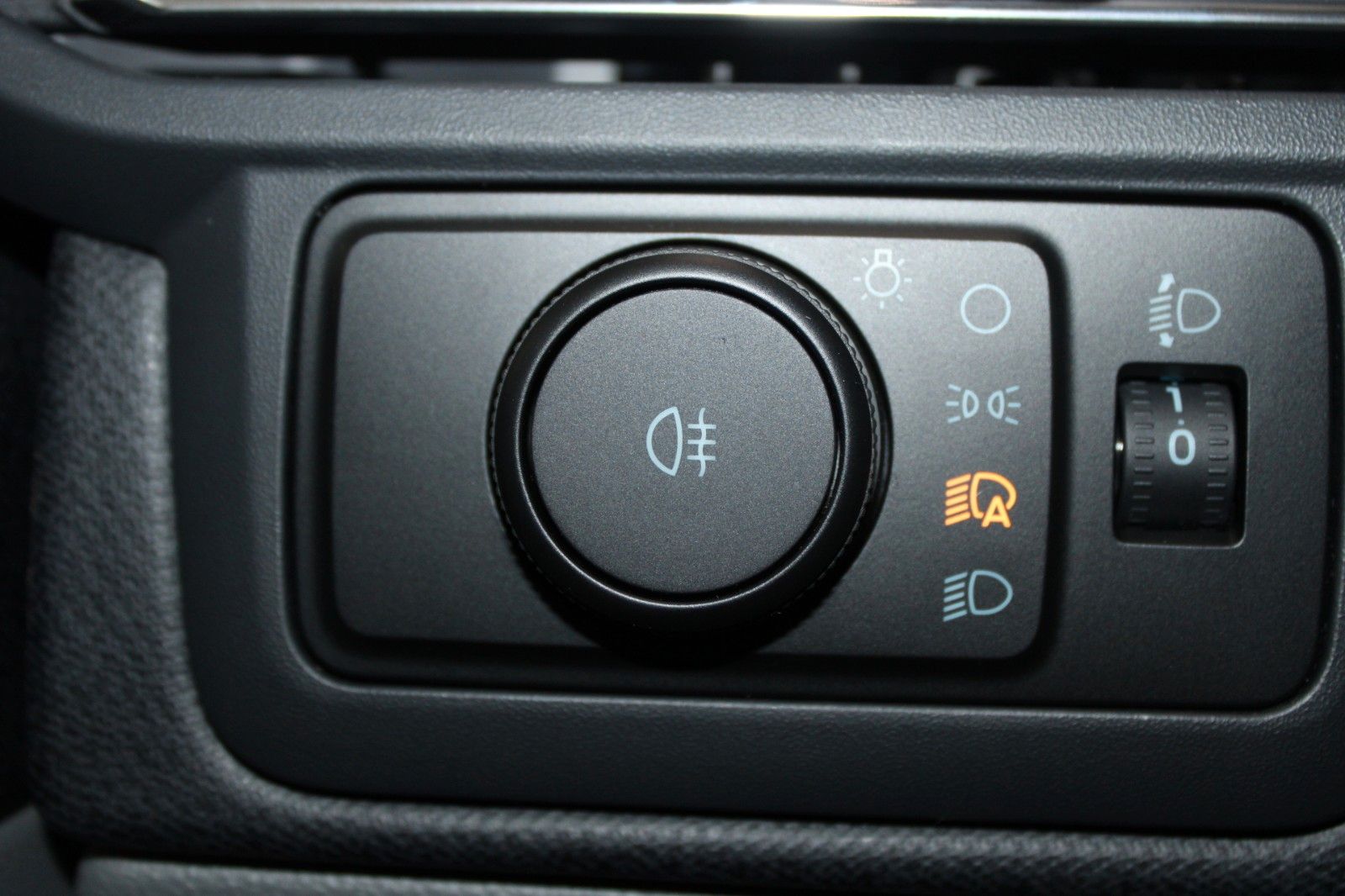 Fahrzeugabbildung Ford Tourneo Custom Titanium Automatik Technologie5
