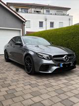 Mercedes-Benz E63 AMG 4Matic+, Performance Abgasanlage, Standh