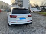 Audi Q7 3.0 TDI S-Line / AHK / Panorama / 360° - Audi Q7 Gebrauchtwagen in Stuttgart