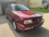 Volkswagen Vento 1.8 GLX - Volkswagen Vento: Gl