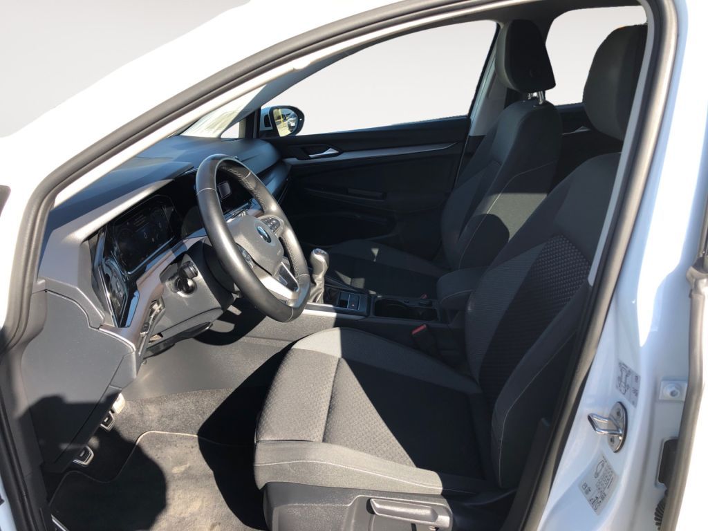 Fahrzeugabbildung Volkswagen Golf 1.5 TSI OPF Life ACC Top Zustand