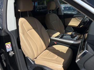 Audi Q8 - 12