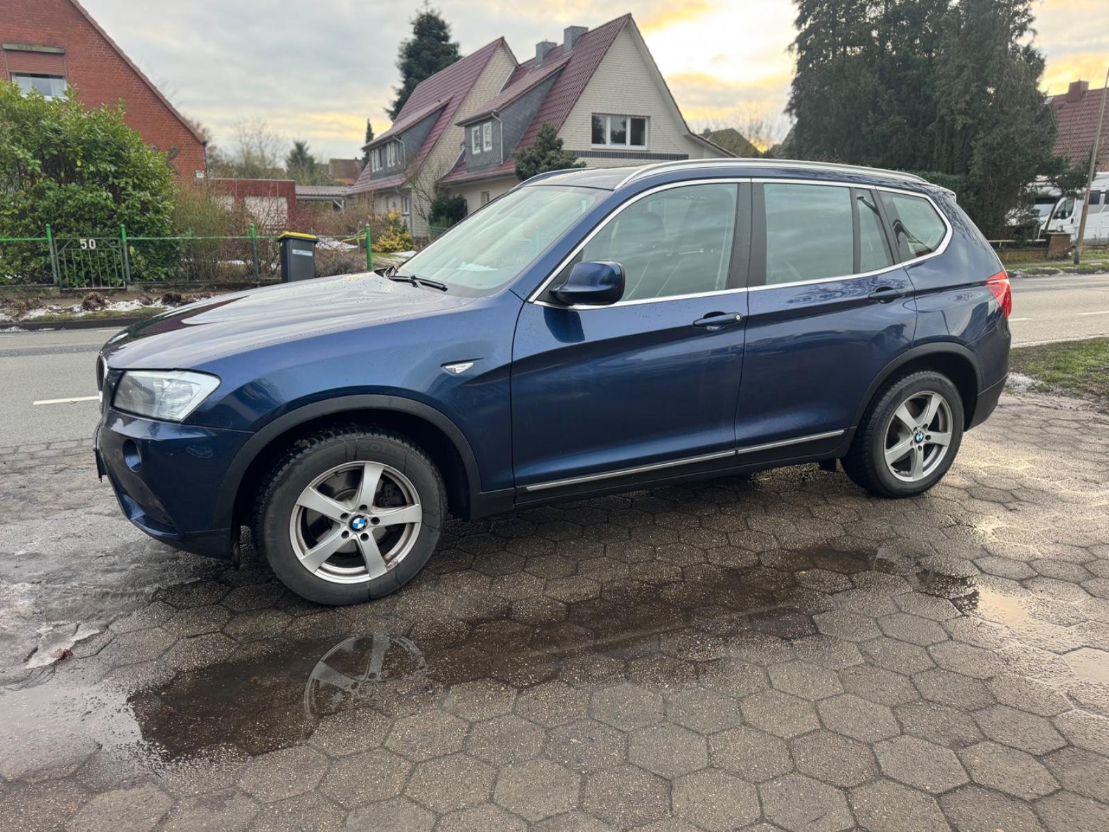BMW X3 xDrive 20d *Pano+Leder+8xAlu+TÜV 6/27*