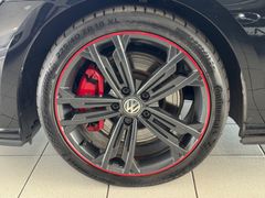 VW Golf VII Lim. GTI Performance /LED/virtual