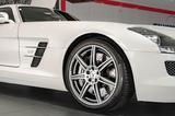 Mercedes-Benz SLS AMG Coupe einzigartige Farbkombi Sammlerfzg - gebrauchte Mercedes-Benz SLS AMG aus dem Jahr 2011