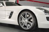 Mercedes-Benz SLS AMG Coupe einzigartige Farbkombi Sammlerfzg - Mercedes-Benz SLS AMG aus 2011