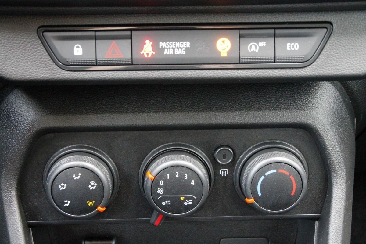 Fahrzeugabbildung Dacia Sandero Essential TCe 90