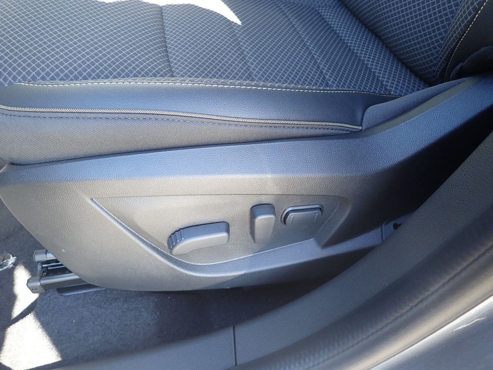 Fahrzeugabbildung Renault Arkana TECHNO Mild Hybrid 140 EDC