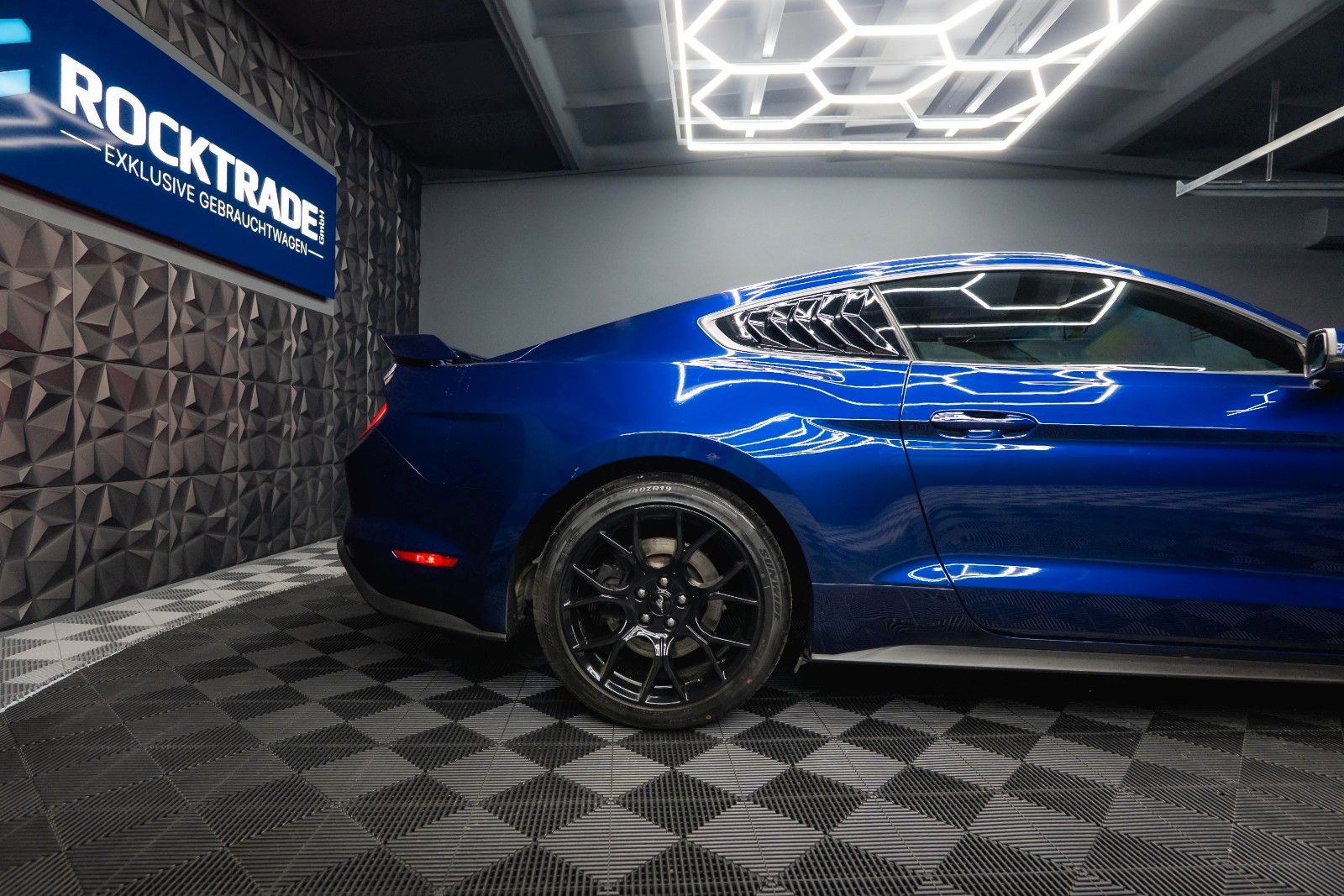 Fahrzeugabbildung Ford Mustang Shelby GT 500 Coupe Performance PREMIUM