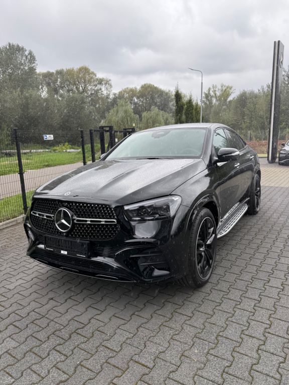 Mercedes-Benz GLE 300d Coupe*AMG*PANO*360*AHK*RED LEATHER*IN S