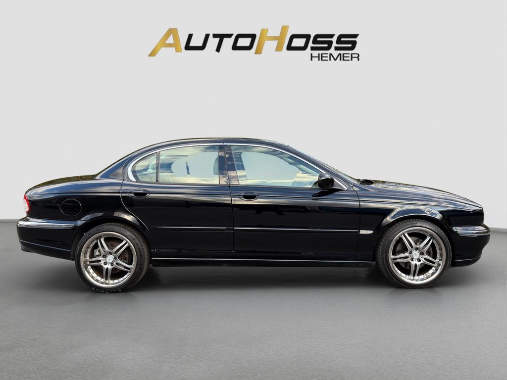 Jaguar X-Type