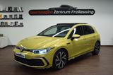Volkswagen Golf VIII R-Line (Pano, St.Heiz, Sportsitz, LED) - Volkswagen Golf mit Diesel-Antrieb: Gelb, Ambiente-Beleuchtung, Limousine