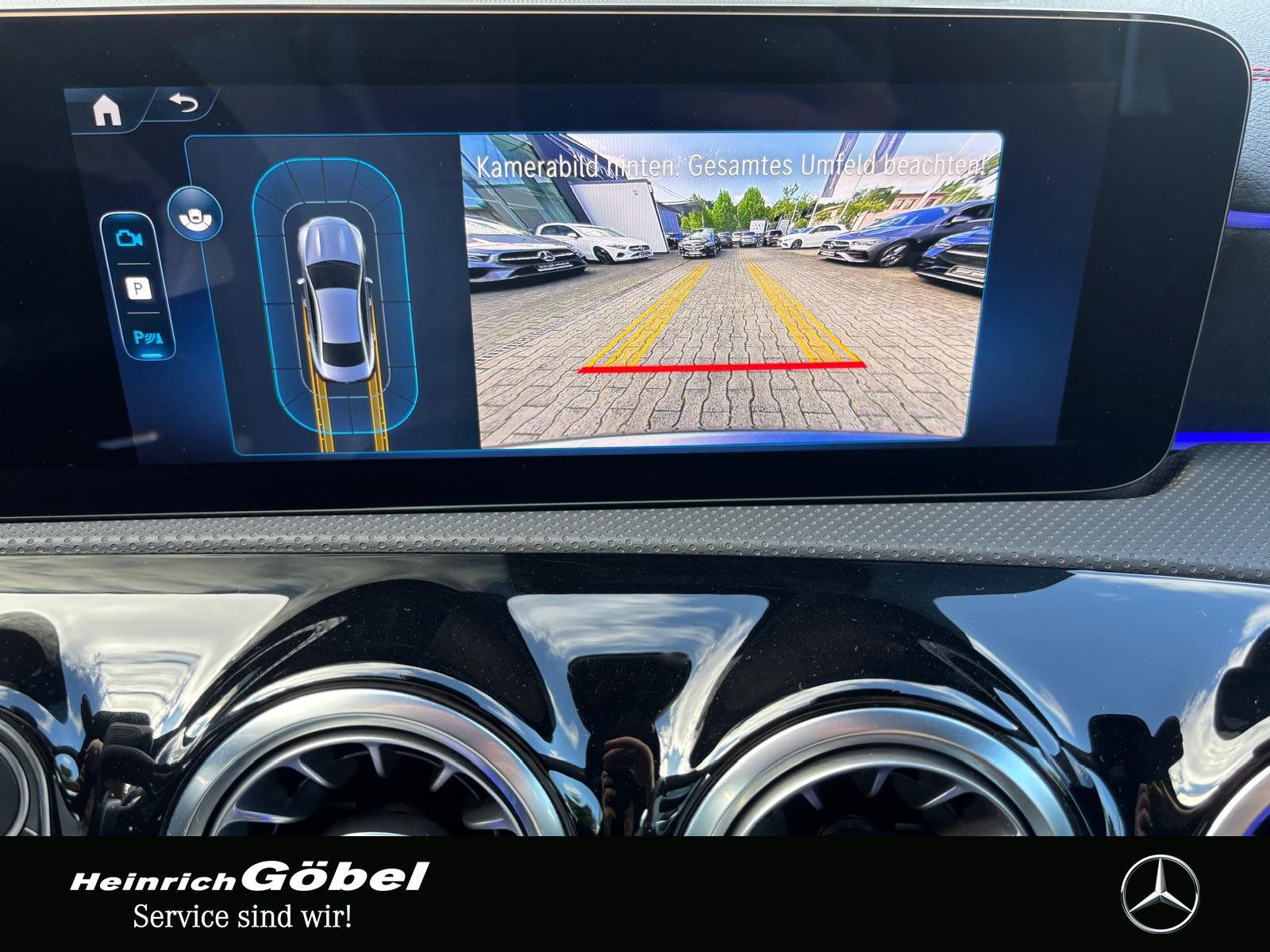 Fahrzeugabbildung Mercedes-Benz CLA 180 AMG*KEYLESS*KAMERA*AMBIENTEBELEUCHTUNG*