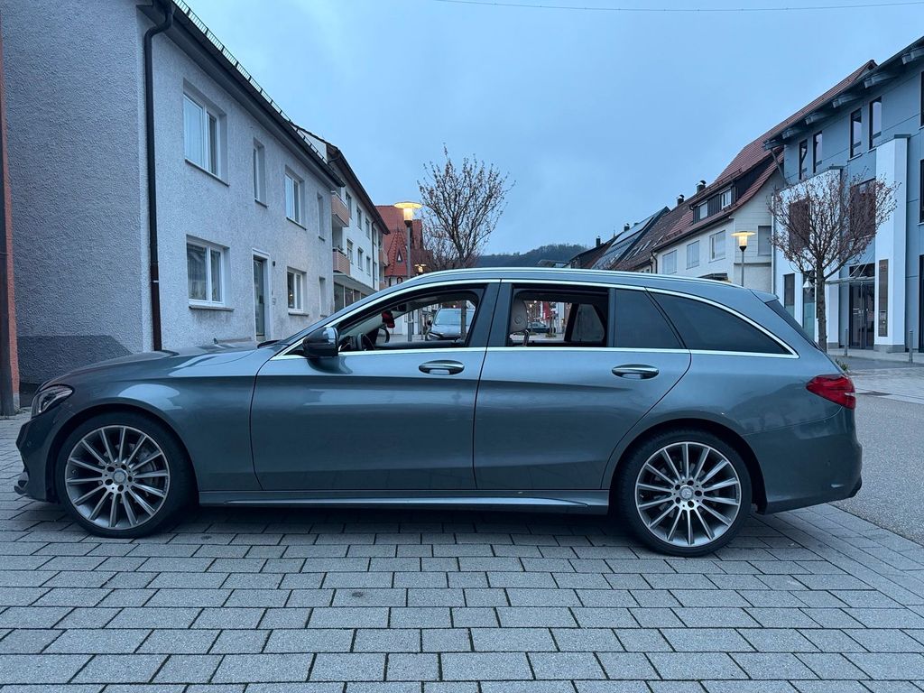 Image of Mercedes-Benz C 220