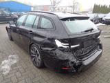 BMW 318i Touring Auto - BMW: Unfallwagen