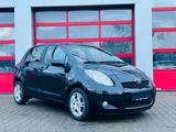 Toyota Yaris Edition 1.3 /2 HAND/ALU/HU NEU/ S+W ALU - Toyota Yaris mit Benzin-Antrieb: Limousine