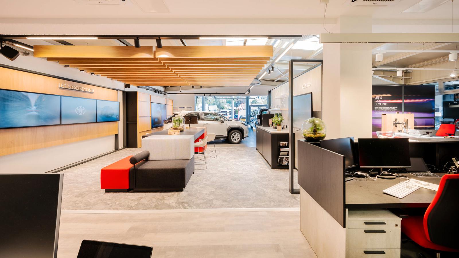 showroom-image-main