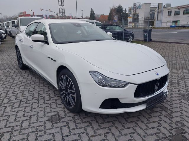 Maserati Ghibli 3.0 V6 *NAVI*LEDER*PDC*