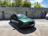 BMW E46 323i CarPlay Panorama - BMW 323 mit Benzin-Antrieb: Limousine, Automatik