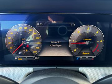 Mercedes-Benz E 220 T AMG+Night+Widescreen+Multib.+Kamera+LED