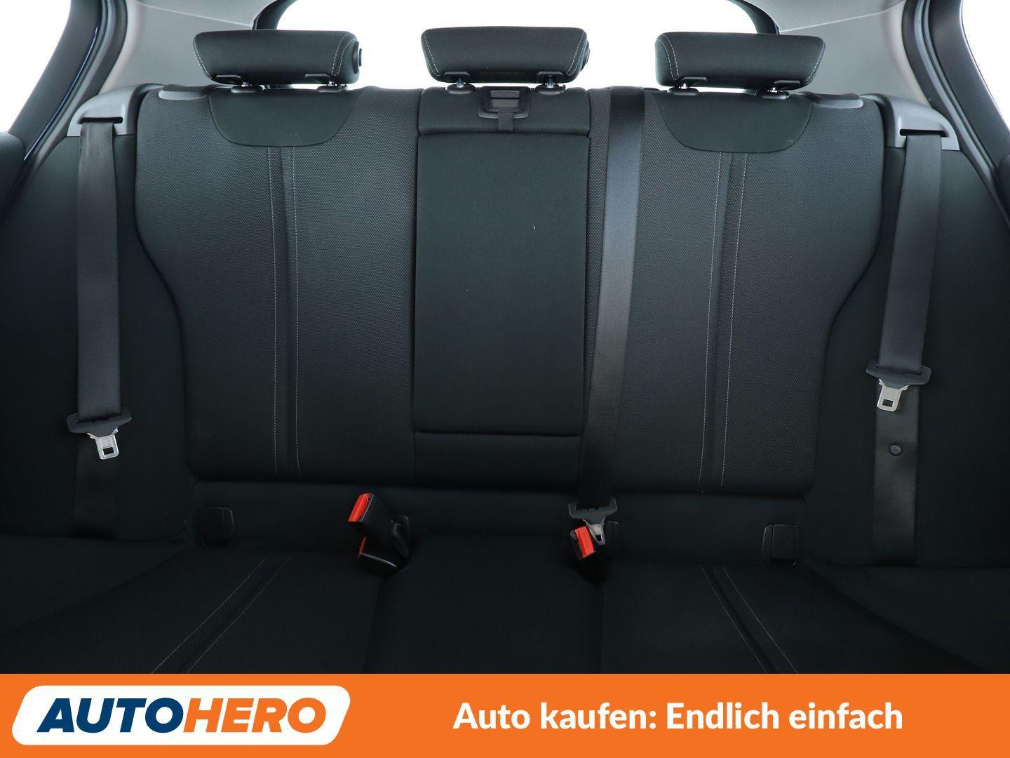 BMW 1er 116d Sport Line *NAVI*LED*TEMP*PDC*SHZ*