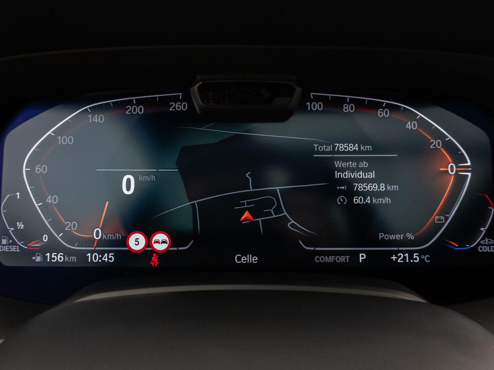 Fahrzeugabbildung BMW X5 xD30d M Sport Panorama Kamera Laser HUD HiFi