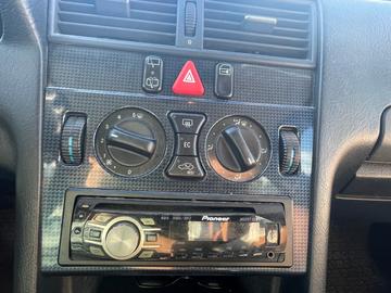 صورة 8 لـ 1998 Mercedes-BENZ C 180