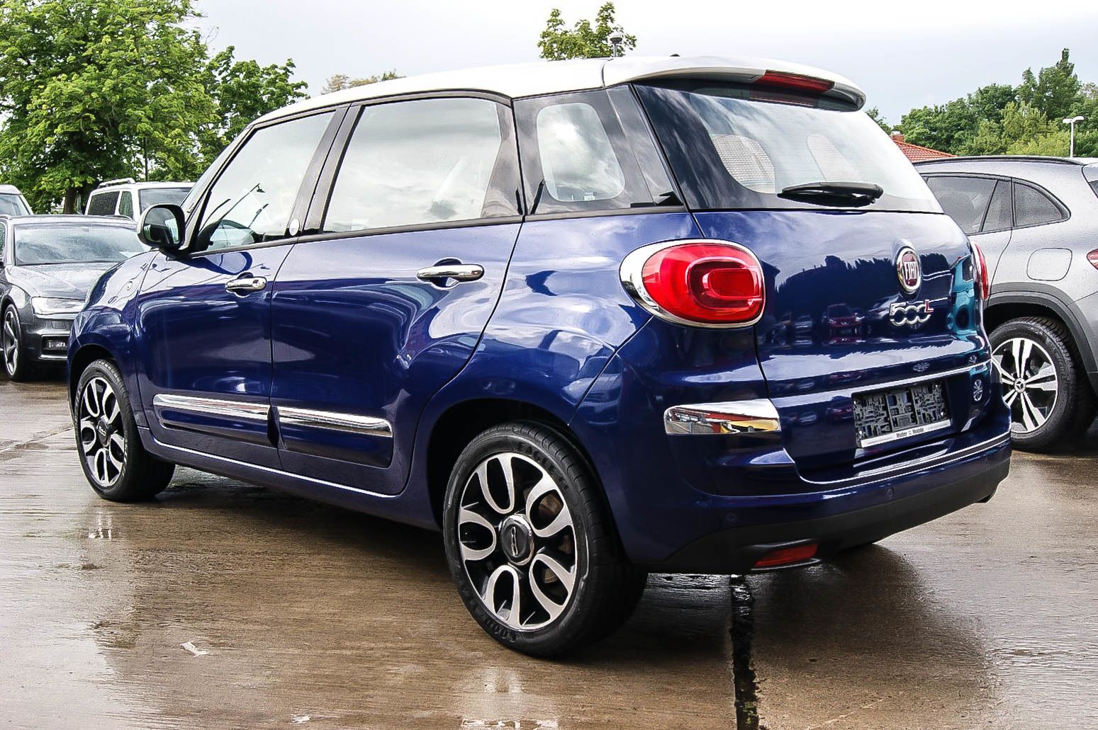 Fahrzeugabbildung Fiat 500 L 1.4T-Jet URBAN Pop-Star NAVI PDC 1.HAND