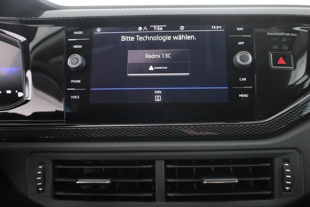 VOLKSWAGEN Polo 2026