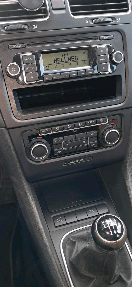 Volkswagen Golf 2009 — photo 8