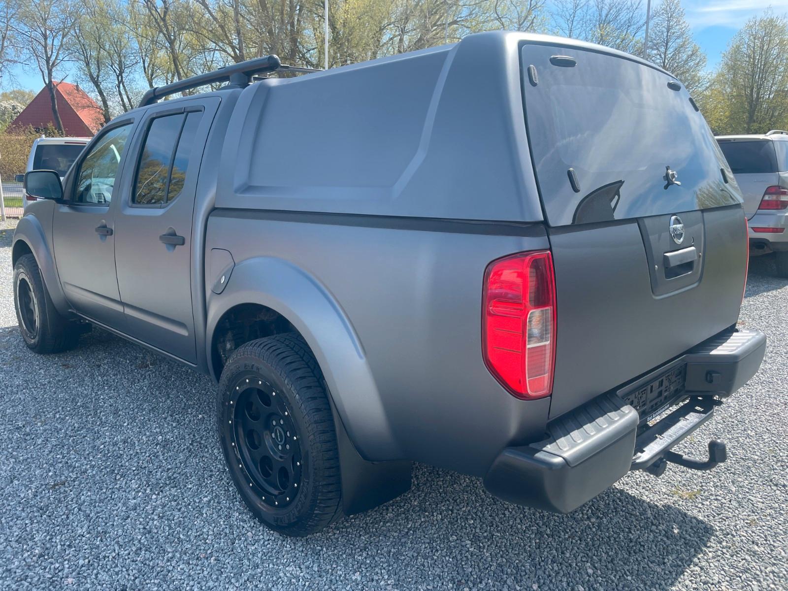 Nissan Navara Pickup Double Cab LE V6 4X4