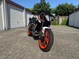 KTM 890 Duke R - KTM 890 DUKE