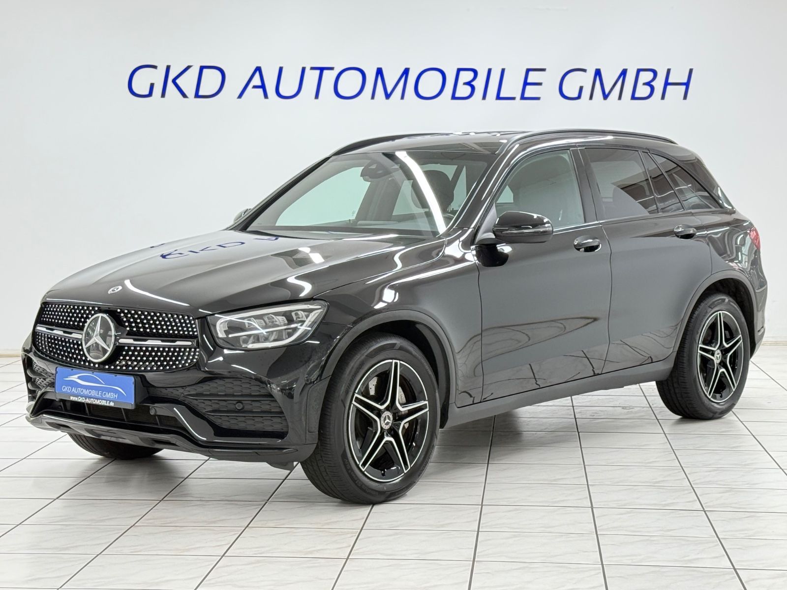 MERCEDES-BENZ GLC 220 d 4Matic*AMG Line*NIGHT*Kamera*AHK